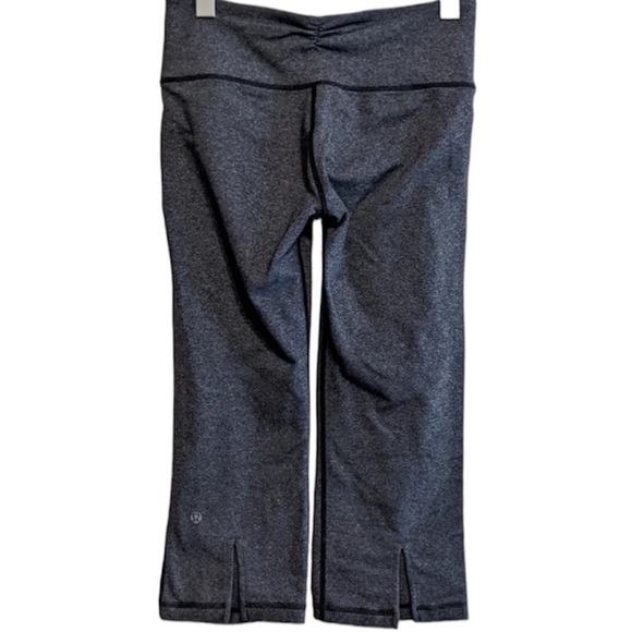 Lululemon gray leggings size 8 - Picture 7 of 10